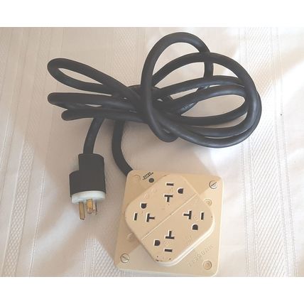 Hubbell Quad Outlet Box W/ 20A 125V Hospital Grade Receptacle W/ 8’ 14ga Cord