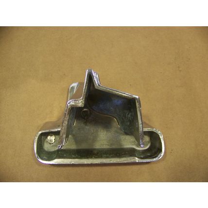 1961 CHRYSLER LH CENTER PILLAR FINISH CAP 4DR HT #2161611