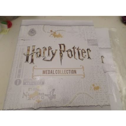 BRAND NEW - HARRY POTTER MEDAL COLLECTION - FOLDER AND INSERTS ONLY - NO COINS