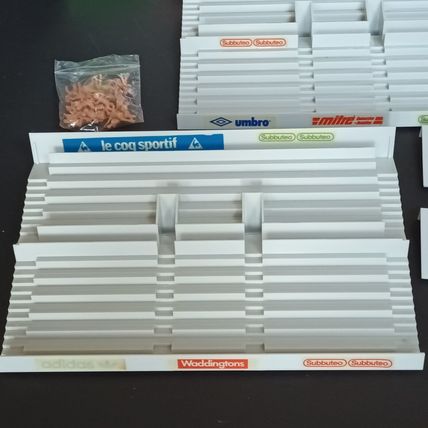 Subbuteo Terrace Set 61217 GREY Terracing + Supports + 24 Spectators