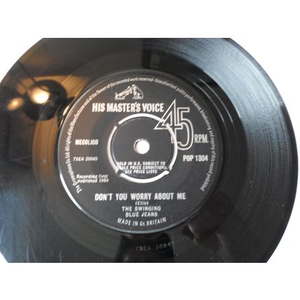 7" 1964. SWINGING BLUE JEANS, YOU'RE NO GOOD. HMV POP1304. EXCELLENT.
