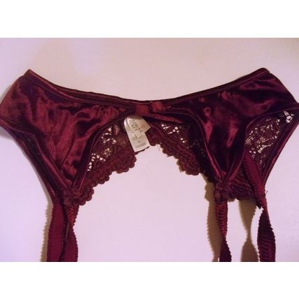 Victoria's Secret Vintage Garter Belt Size Medium