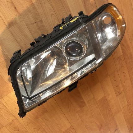 Audi D2 A8L S8 A8 Left Driver Side HID Headlamp 4D0941003