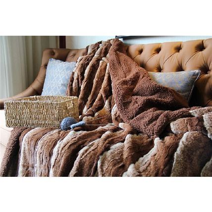 Tache Faux Fur Throw Blanket Brown 50 X 60 Inch Elegant Super Soft Warm Dark Gol