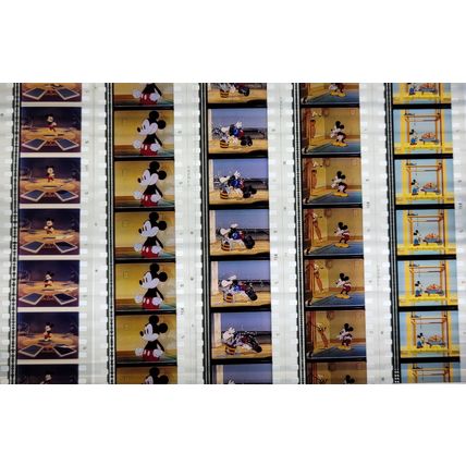 Mickey Mouse. Pk MULTI AKF - A008h . - 5 STRIPS OF 5 - 35MM FILM CELLS