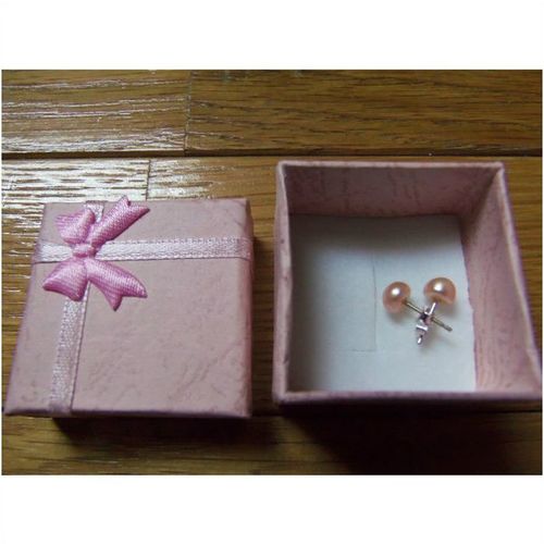 Sterling Silver Genuine Pink Freshwater Pearl 6.5mm Stud Earrings (Pink)