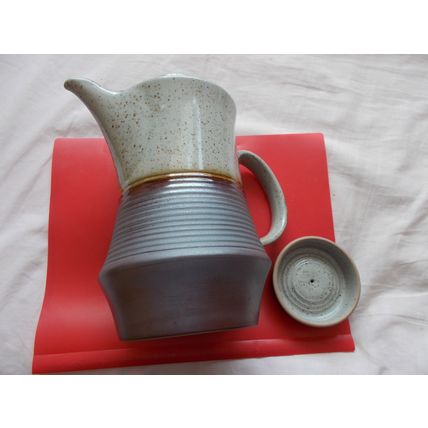 PURBECK POTTERY POOLE / PORTLAND COFFEE JUG (19/01)