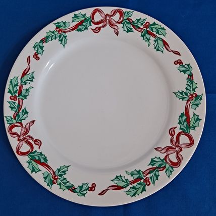 Lot 4 International CHRISTMAS RIBBONS Salad PLATES 7 3/4" Tableworks Holly