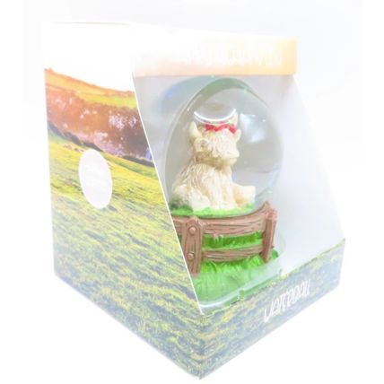 Highland Cow Snow Globe Glitter Wearing a Beret 9 CM Gift Home Deor