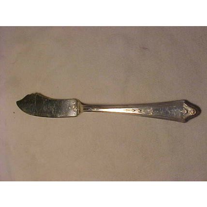 Silver Butter Knife Flat Handle Tudor Silver Plate 1923 Duchess 7-1/2"