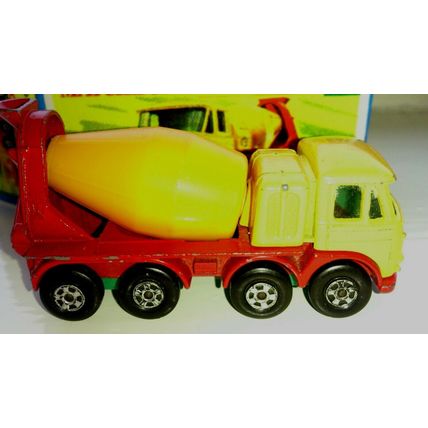 Matchbox No21 Foden Cement Truck with box