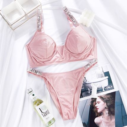 Sexy Push Up Deep V Letter Rhinestones Bra Set Women Breathable Underwear Set So