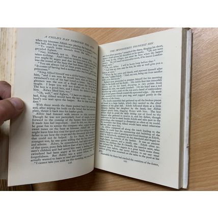 RARE* 1941 1ST EDITION A CHILD'S DAY THROUGH THE AGES FICTION HB BOOK (P3)