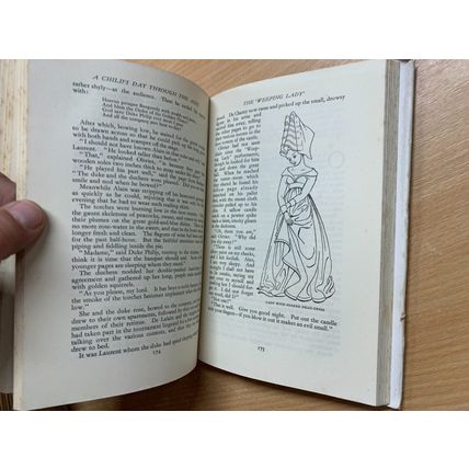 RARE* 1941 1ST EDITION A CHILD'S DAY THROUGH THE AGES FICTION HB BOOK (P3)