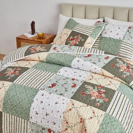 Patchwork Quilt Set Full/Queen Size, 3 Pieces Green Floral Plaid Summer Bedsprea