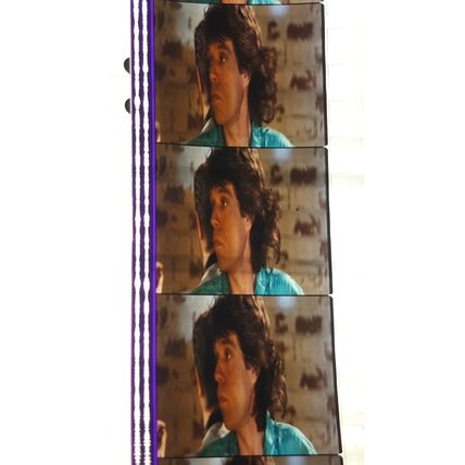 Dancing In The Streets. Bowie /Jagger Pk GB - 012l. 1 STRIP OF 5- 35MM FILMCELLS