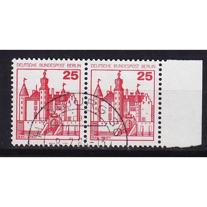 GERMANY BERLIN [1978] MiNr 0587 ( O/used ) [01] Burgen Schlösser 2er