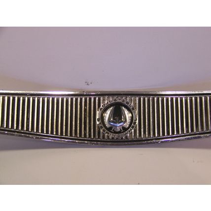 1964 65 CHRYSLER IMPERIAL ADJUSTABLE STEERING WHEEL HORN BUTTON #2461988 CROWN