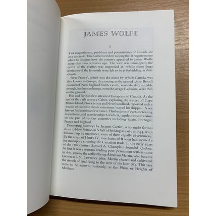 1972 1ST EDITION "WITH WOLFE TO QUEBEC" OLIVER WARNER HARDBACK BOOK (P4)