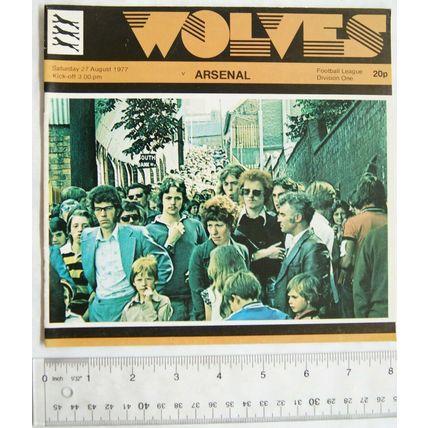 1977 programme Wolverhampton Wanderers v. Arsenal