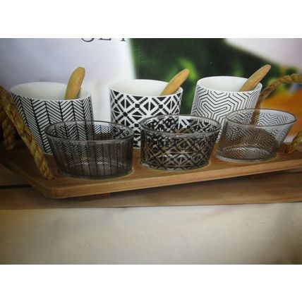 Le Regalo 10 Piece Serving Set, Moderate, Brown.