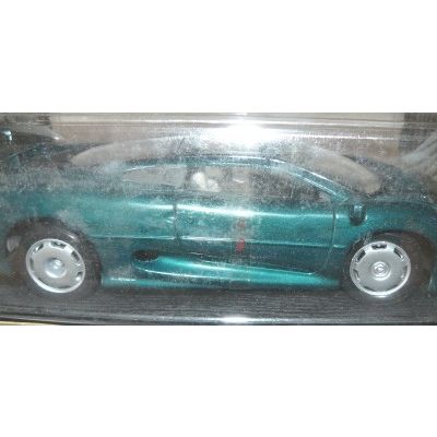 1/18 Jaguar XJ220