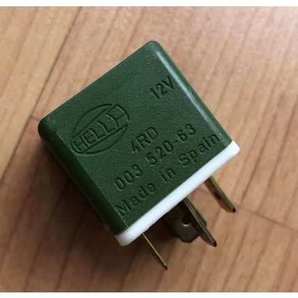 Volvo V70 S70 C70 850 Fuel Pump ECC Climate Blower Relay 9494787 V23134A52X377