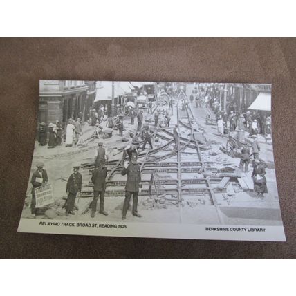 Berkshire Library reproduction Postcard, Relaying Tram Tracks, Broad St Reading