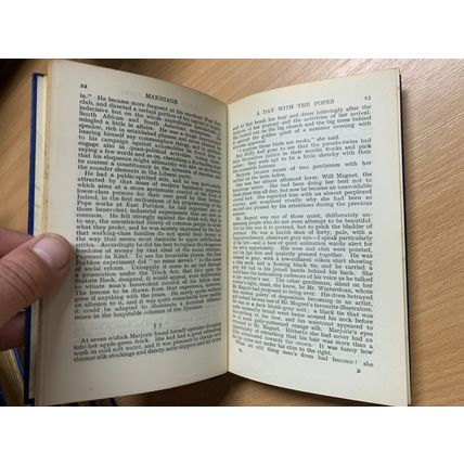 ANTIQUE H G WELLS "MARRIAGE" FICTION SMALL HARDBACK BOOK (P3)