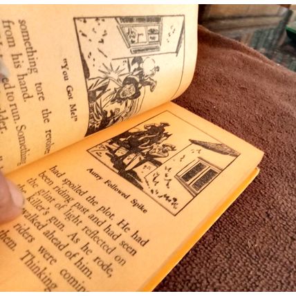 Big Little Book Gene Autry And The Bandits Of Silver Tip By Gene Autry 1949