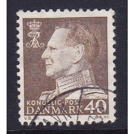 DENMARK 1961 KING FREDERICK IX 40ore BROWN SG438a