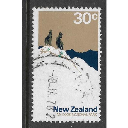 NEW ZEALAND 1971 30c MT COOK NATIONAL PARK SG 931 FINE USED#