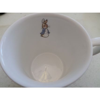 Peter Rabbit - Queen's England - 100 years - Fine Bone China - 7oz Mug - FREDER