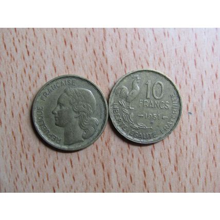 France Republic 1951B 10 Francs Coin