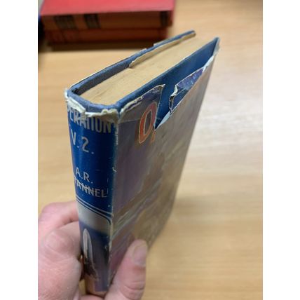 VINTAGE "OPERATION V.2." A R CHANNEL WW2 FICTION HARDBACK BOOK (P3)