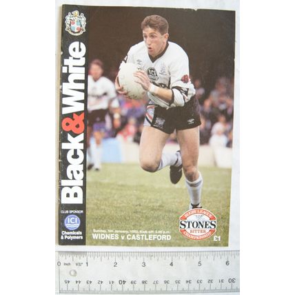 1992 programme Widnes v. Salford, centrefold Barry Dowd