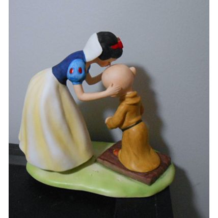 Vintage Snow White Kissing Dopey Figurine Walt Disney Porcelain