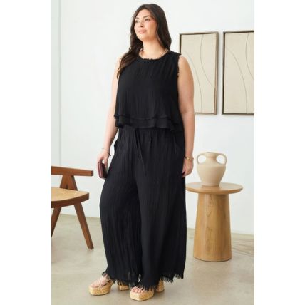 Plus Size Boho Sleeveless Frayed Hem Top
