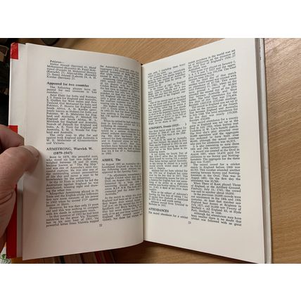 1964 "THE ENCYCLOPAEDIA OF CRICKET" M. GOLESWORTHY SPORTSMAN CLUB HB BOOK (P3)