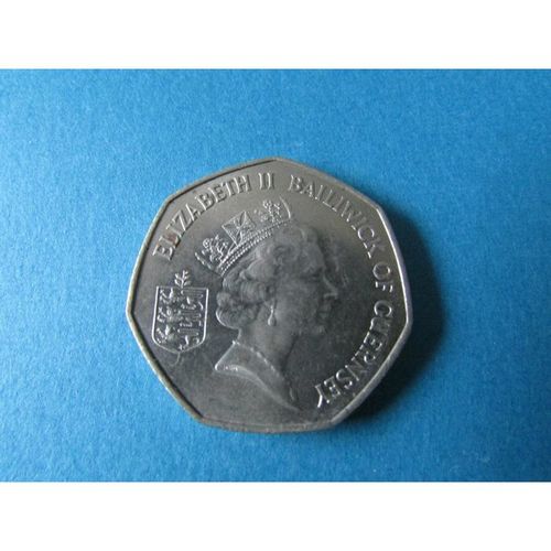 1990 QUEEN ELIZABETH II BAILIWICK OF GUERNSEY FIFTY PENCE FREE POST. AAY
