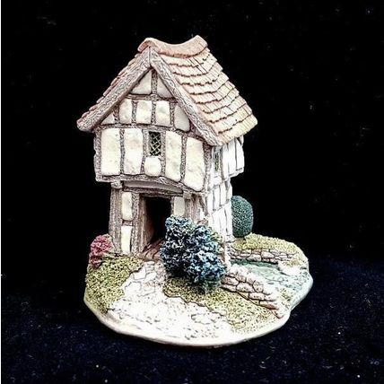 Lilliput Lane Hampton Moat Cottage Vintage Ornament