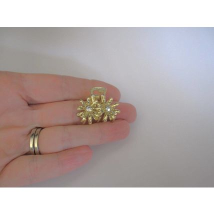 Small shiny gold metal double flower hair claw clip with crystals