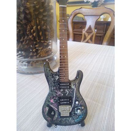 JOE SATRIANI - Flying in a Blue Dream Ibanez 1:4 Scale Replica Guitar~Axe Heaven