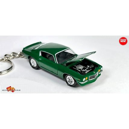 KEYCHAIN GREEN 1970½ (1970 ↔️ 1981)