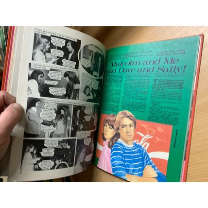 "JACKIE ANNUAL 1983" ILLUSTRATED VINTAGE ANNUAL HARDBACK BOOK (P4)