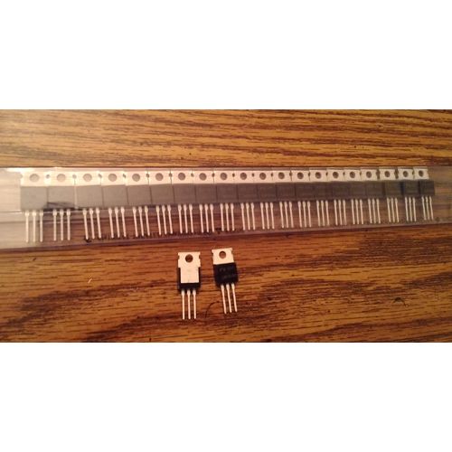 Lot of 22: Fairchild LM7815CT Voltage Regulators :: FREE Shipping