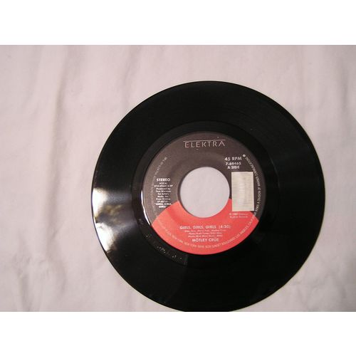Motley Cue 45 & Picture Sleeve-GIRLS GIRLS GIRLS/SUMTHIN' FOR NUTHIN' STEREO