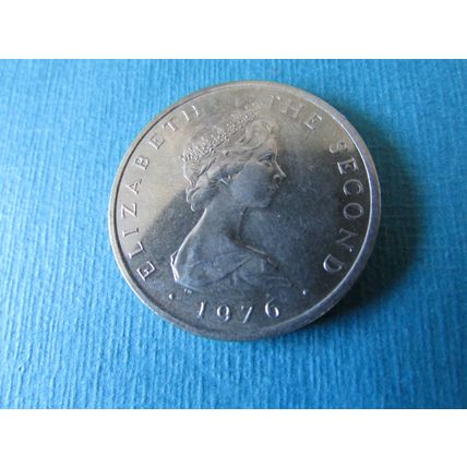 1976 QUEEN ELIZABETH II ISLE OF MAN TEN PENCE FREE POST.