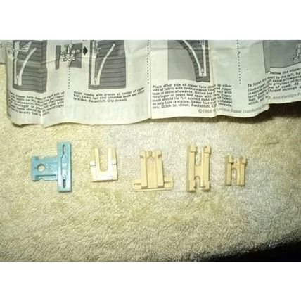 Unique Invisible Nylon & Metal Zipper sewing machine feet set of 5 each