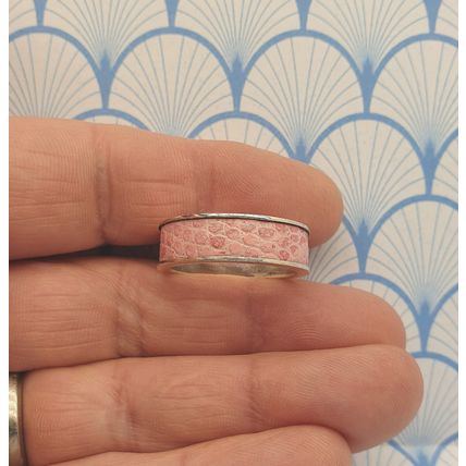 Vintage 925 Solid Sterling Silver and Faux Pink Leather Thick Band Ring - 2001